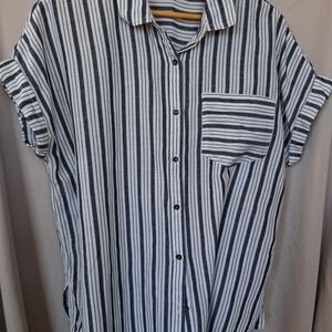 a.n.a Black and White Striped Men's Shirt